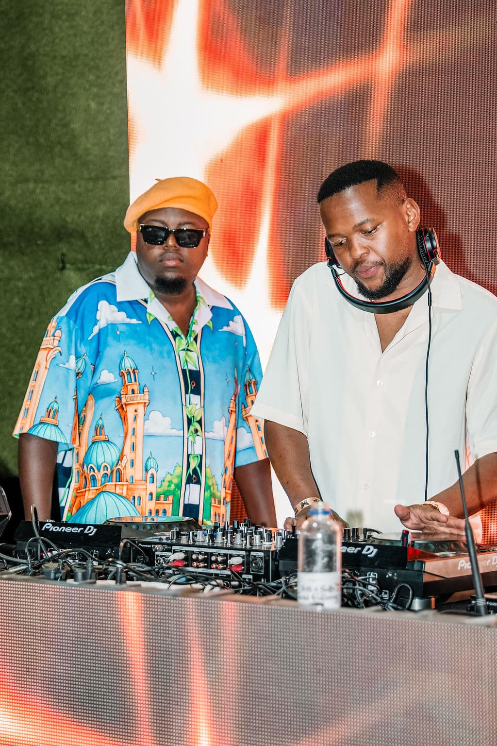 December 2025 - Crowd atmosphere