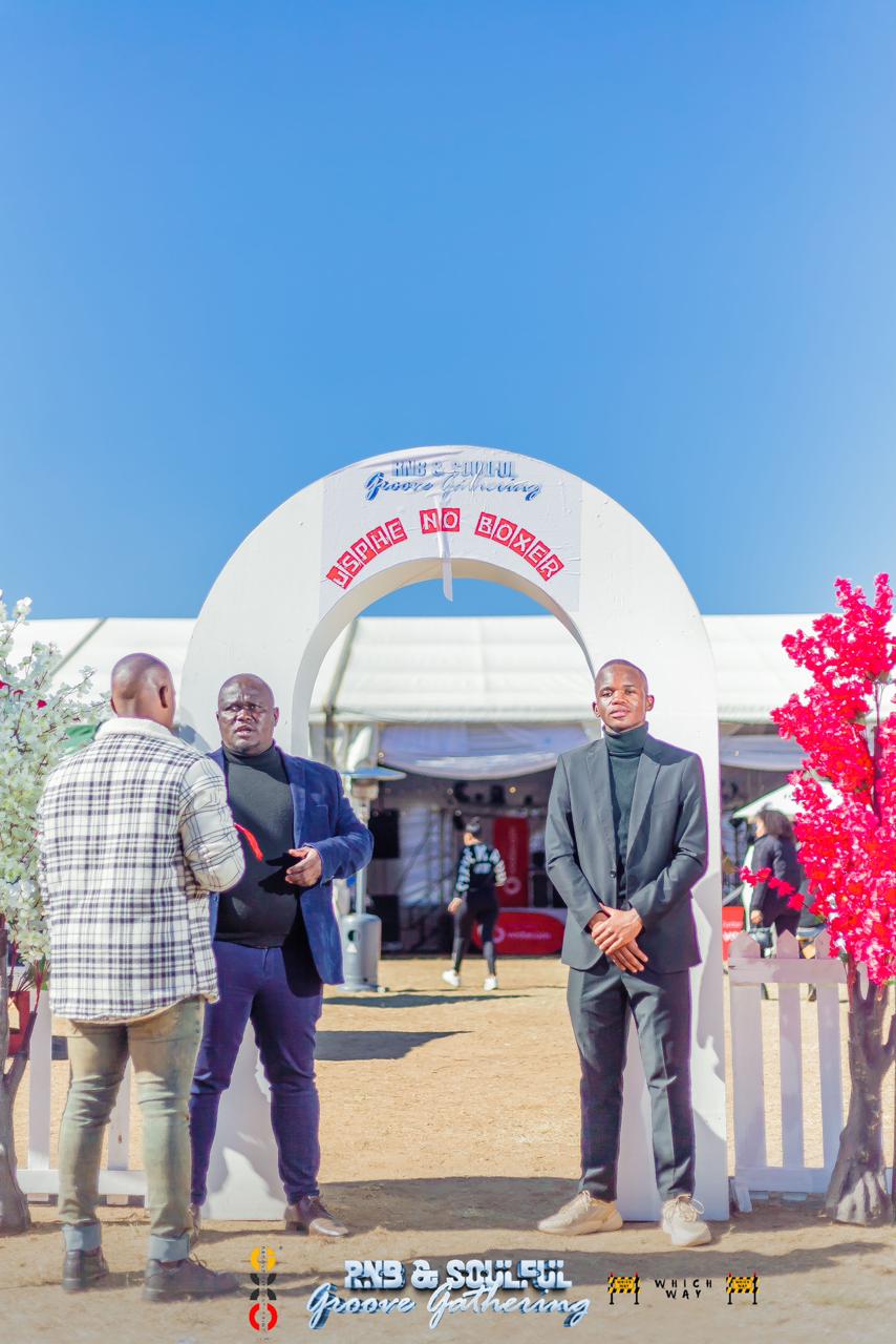 June 2024 - Event entrance with EPHE NO BONE arch